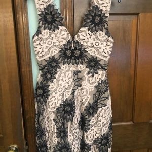 BCBG lynn layered floral dress
- black and pink